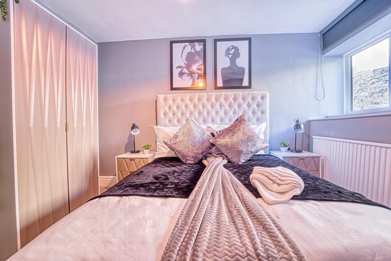 The Stylish Gem Of Bath - Football Table - Sleeps 10 Bagian luar foto